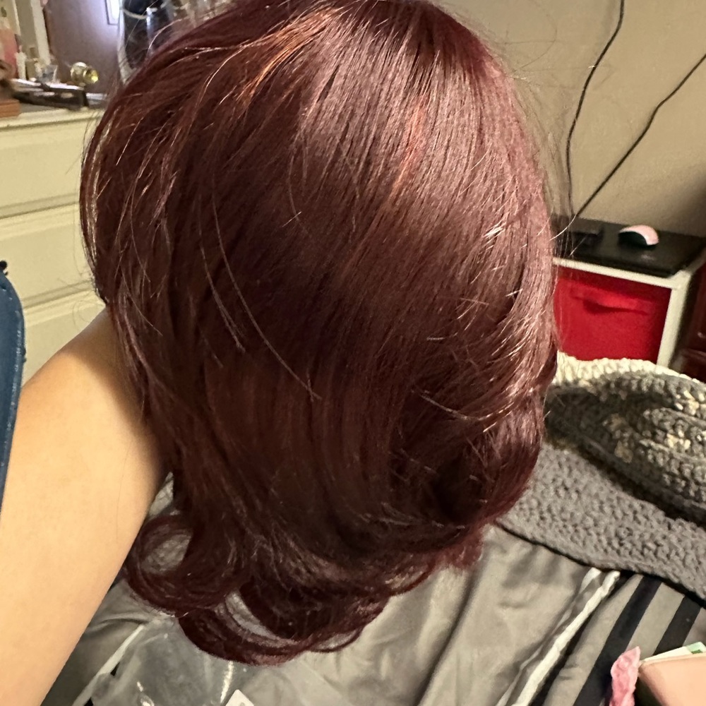 Medium length wig